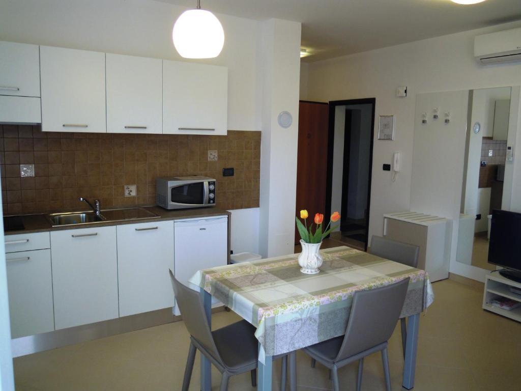 Apartments Residence L'Ulivo Ровинь Номер фото