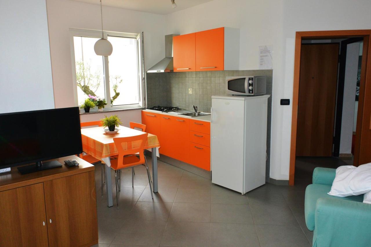 Apartments Residence L'Ulivo Ровинь Экстерьер фото
